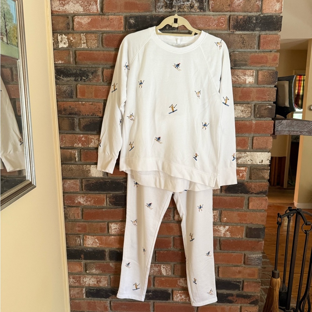 NWOT Lou & Grey Skiier Set